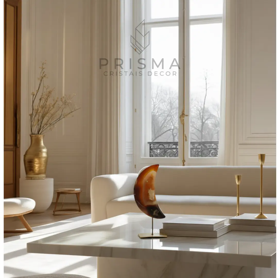 Meia Lua Ágata - escultura premium que simboliza renovação e equilíbrio universal