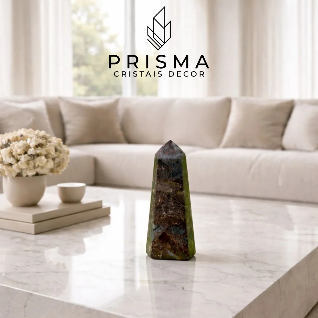 Ponta de Calcedônia Mosaico 28cm — cristal decorativo premium