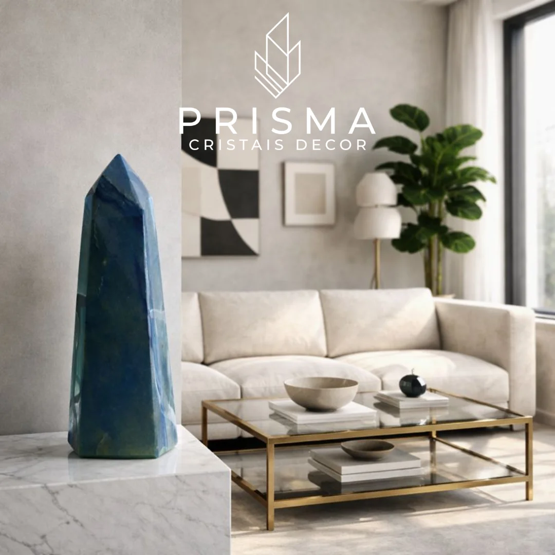 Ponta de Quartzo Azul 46cm — cristal formado em milhões de anos, chakra da garganta e terceiro olho